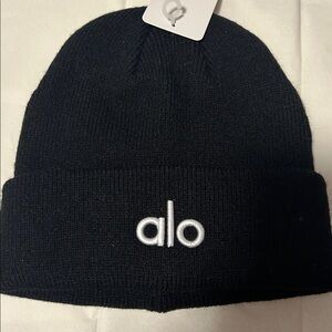 Alo Yoga Notable Beanie
